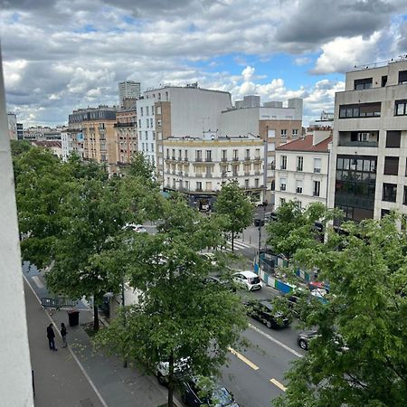 Studio Tres Lumineux Et Equipee En Pleine Avenue ! Ле-Кримлен-Бисетр Экстерьер фото
